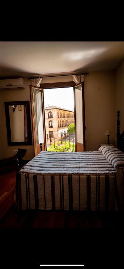 La Colegiata De Ronda Apartment ภายนอก รูปภาพ